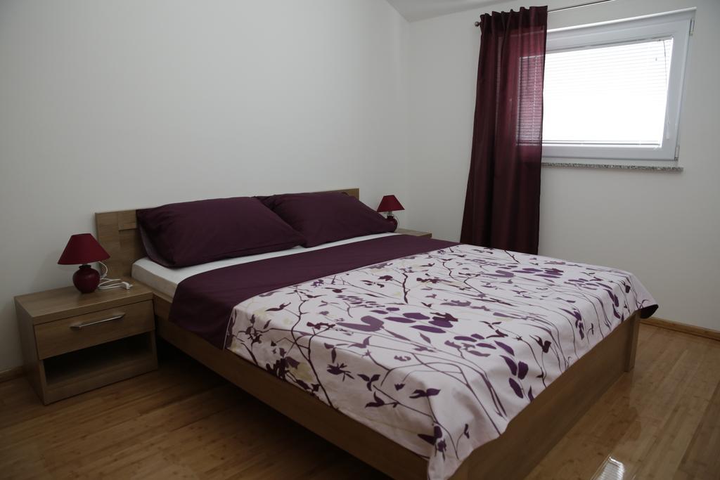Apartments Resman Vodice Rom bilde