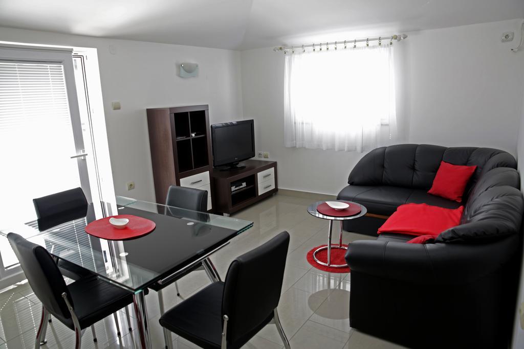 Apartments Resman Vodice Rom bilde